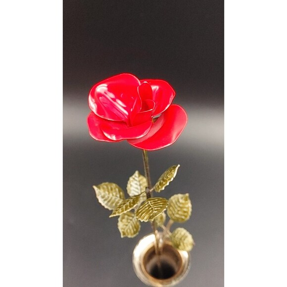 1977 MANN Red Rose Brass Bud Vase Metal Art Flower and Vase Vintage Metalwork - Picture 6 of 12